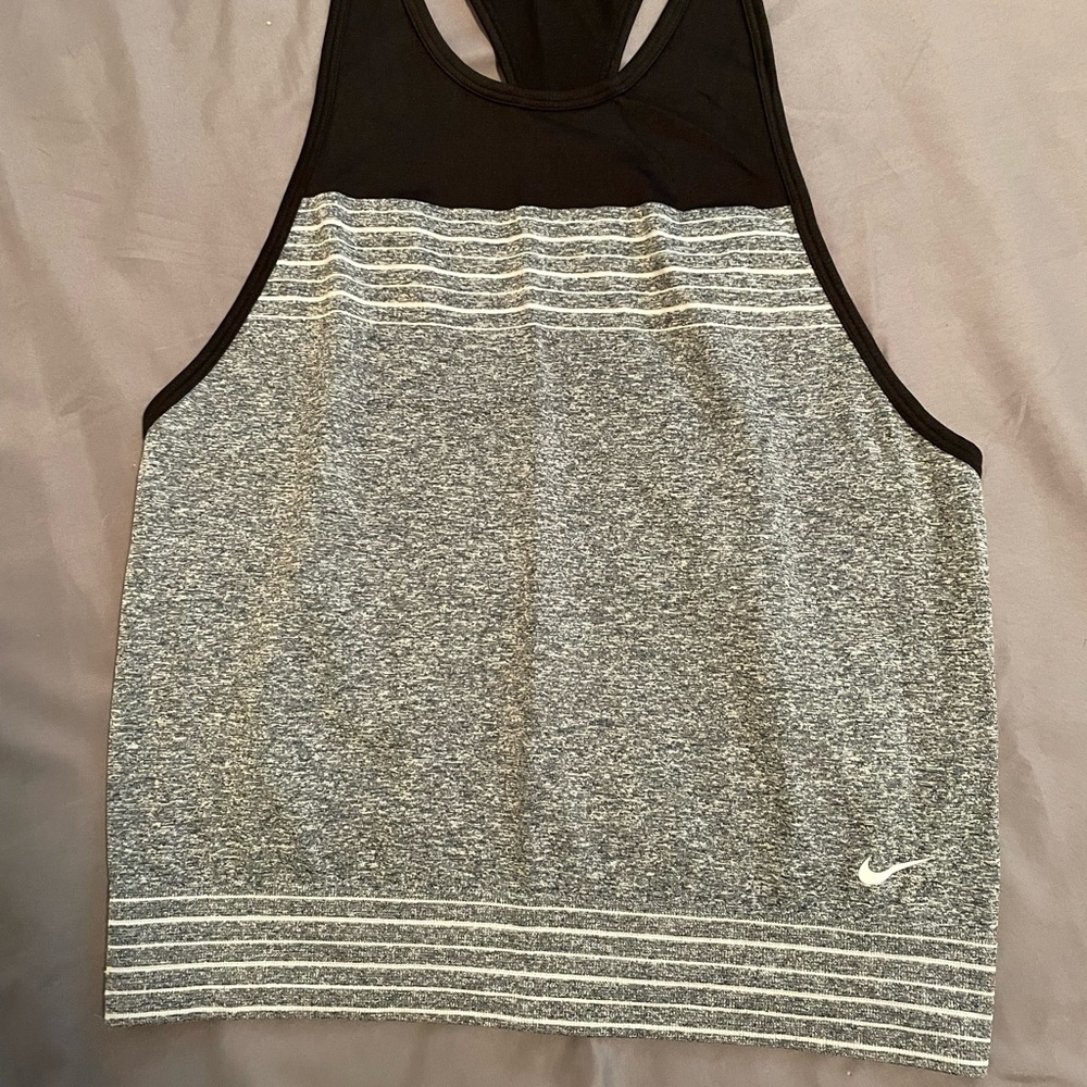 NWOT Nike Dri Fit Tank Top Size S